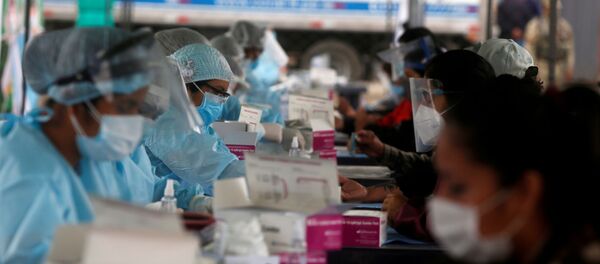 Pruebas por coronavirus en Perú - Sputnik Mundo