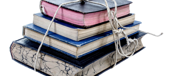 Pila de libros - Sputnik Mundo