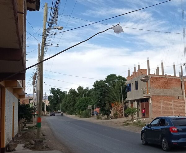 En las poblaciones del Valle Alto de Cochabamba flamean omnipresentes las banderas blancas - Sputnik Mundo