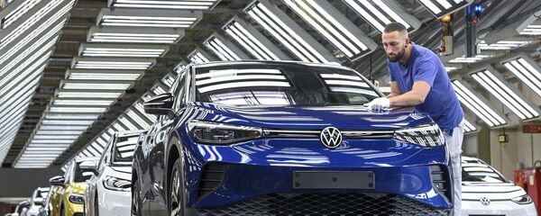 Una planta de Volkswagen  - Sputnik Mundo