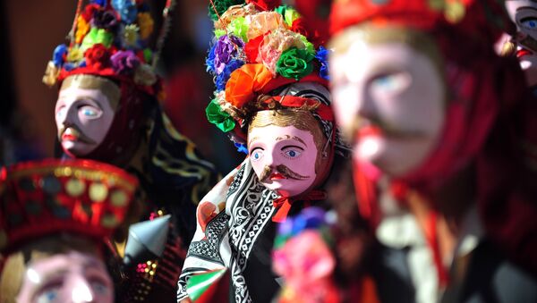 Representación del Güegüense en Diriamba durante la fiesta patronal de San Sebastián - Sputnik Mundo
