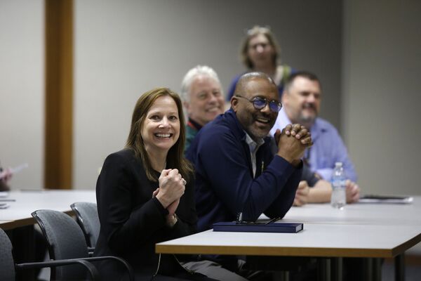 El sexto lugar fue para Mary Barra, la CEO de General Motors. - Sputnik Mundo