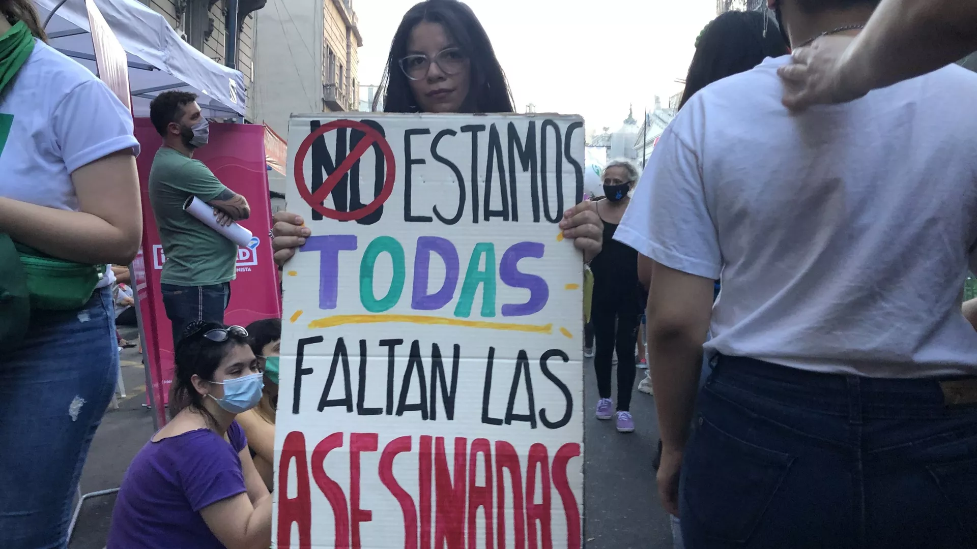 La marcha de pañuelos verdes en Argentina que apoyan la legalización del aborto