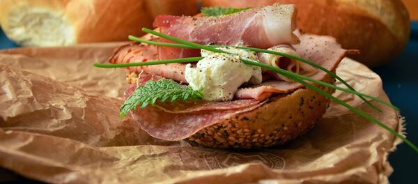 Un bocadillo  - Sputnik Mundo