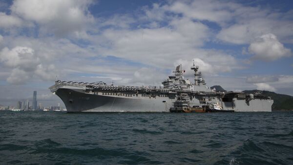 El buque estadounidense USS Makin Island - Sputnik Mundo