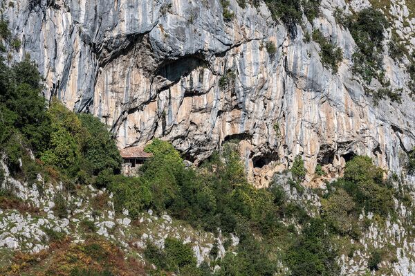 Ermita de San Juan Bautista, a dos kilómetros del municipio de Arredondo - Sputnik Mundo