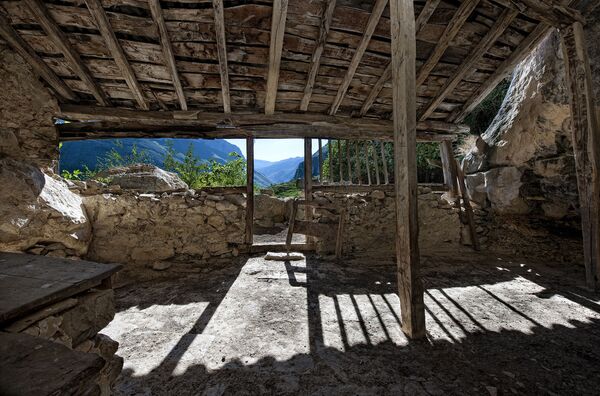 Ermita de San Juan Bautista, a dos kilómetros del municipio de Arredondo - Sputnik Mundo
