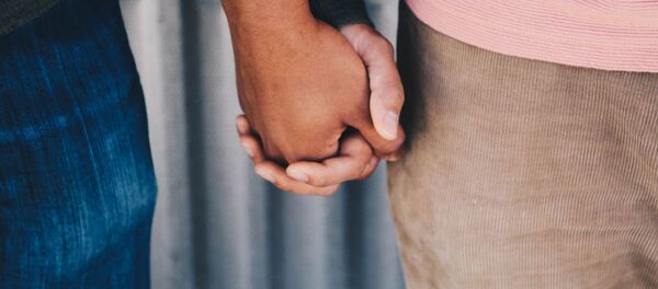 Una pareja (imagen referencial) - Sputnik Mundo