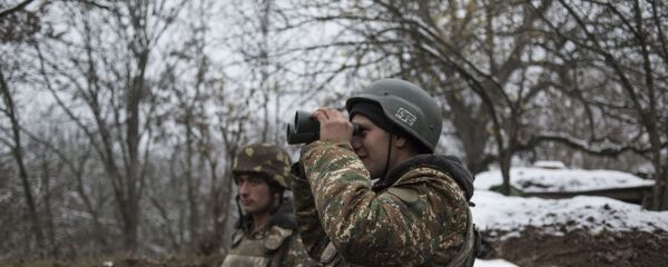 Militares de la autoproclamada República de Nagorno Karabaj - Sputnik Mundo