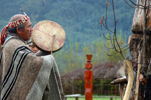 Kultrun representa el universo mapuche  - Sputnik Mundo