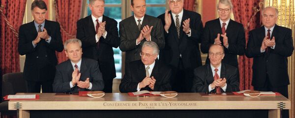 La firma de los acuerdos de Dayton - Sputnik Mundo