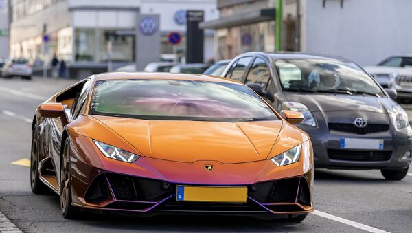 Un Lamborghini Huracan Evo - Sputnik Mundo