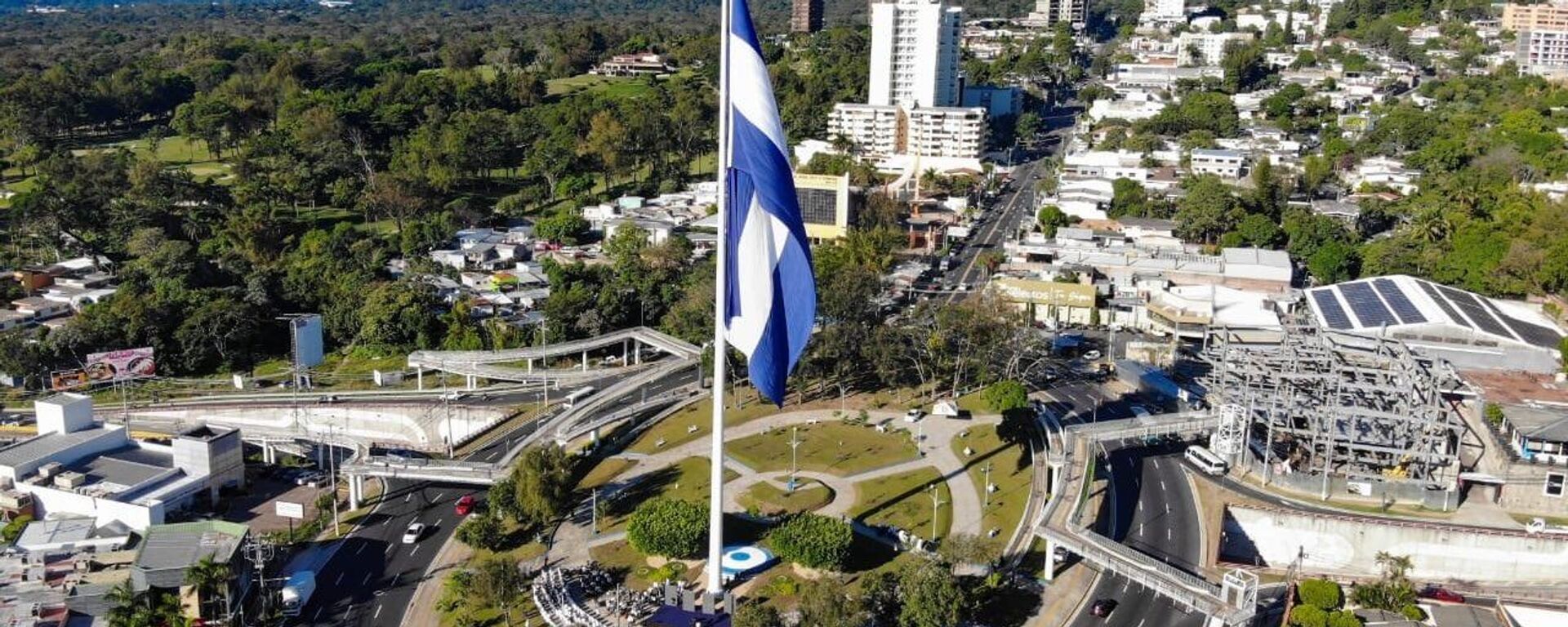 Bandera de El Salvador - Sputnik Mundo, 1920, 25.02.2021