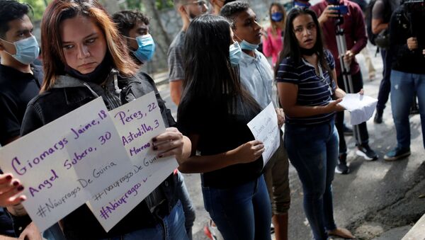 Una protesta cerca de la Embajada de Trinidad y Tobago en Caracas, Venezuela - Sputnik Mundo