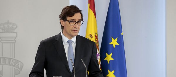 El ministro de Sanidad, Salvador Illa, durante una rueda de prensa en Moncloa - Sputnik Mundo