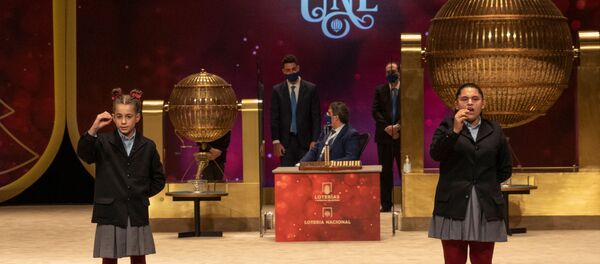 Sorteo de Lotería de Navidad 2020 - Sputnik Mundo