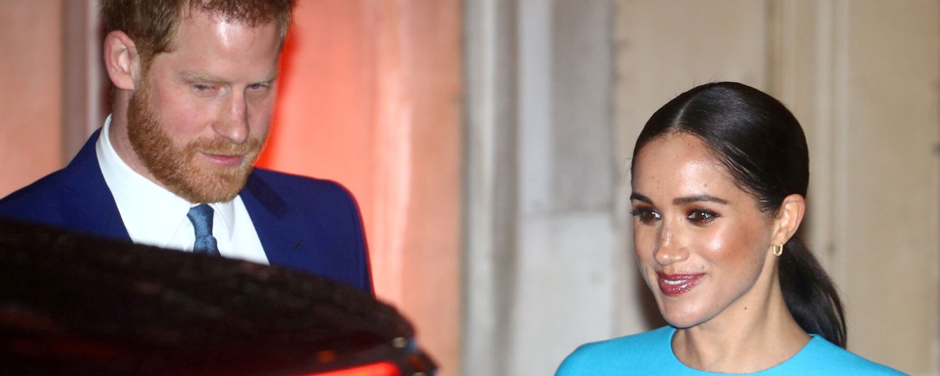 El príncipe Harry y su esposa Meghan - Sputnik Mundo, 1920, 22.12.2020