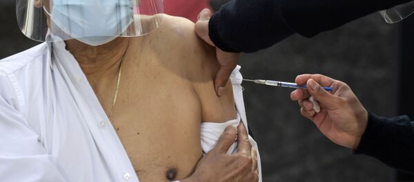 México comienza la vacunación contra COVID-19, el 24 de diciembre de 2020 - Sputnik Mundo