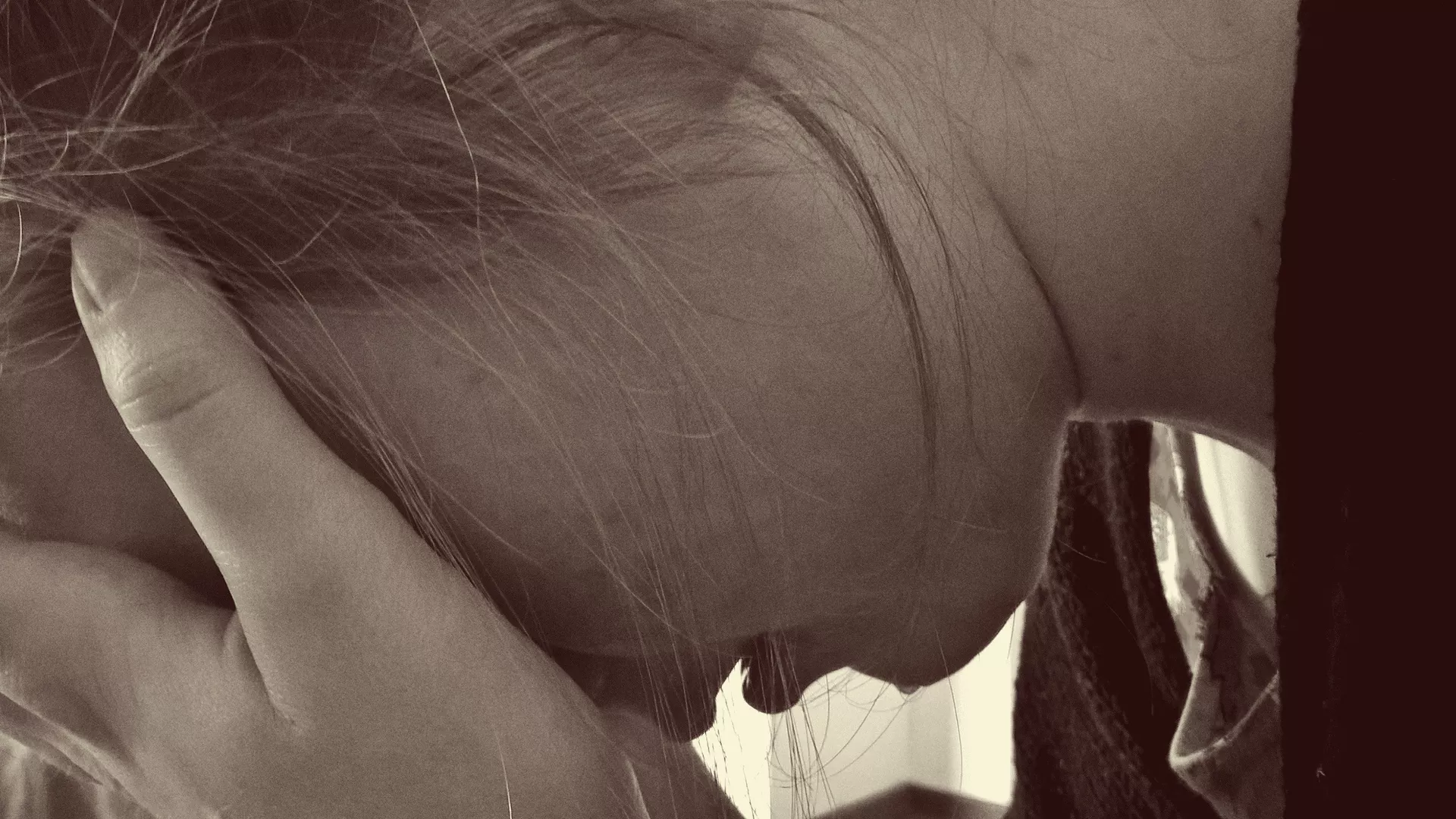 Una mujer llorando Una mujer llorando - Sputnik Mundo, 1920, 19.05.2022