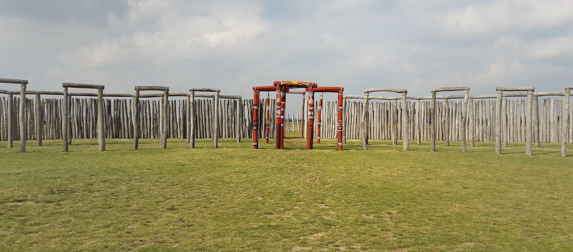 El Woodhenge - Sputnik Mundo, 1920, 25.12.2020