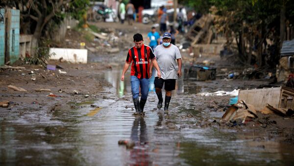 Consecuencias de las tormentas Eta e Iota en Honduras - Sputnik Mundo