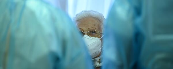 Comienza la vacunación anti-COVID en España - Sputnik Mundo