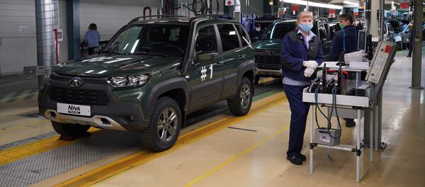 El todoterreno Lada Niva Travel - Sputnik Mundo