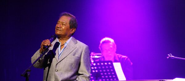 Armando Manzanero - Sputnik Mundo