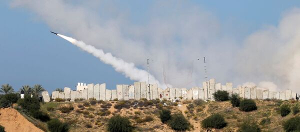 Ejercicios militares con drones y cohetes en Gaza - Sputnik Mundo