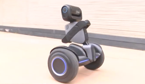 El robot de PayThunder también puede transportar personas - Sputnik Mundo