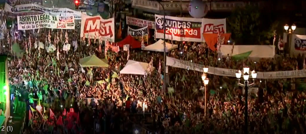 Euforia en las calles de Buenos Aires por la legalización del aborto - Sputnik Mundo