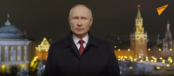 El presidente de Rusia, Vladímir Putin, felicitando a los ciudadanos del país por el 2021 - Sputnik Mundo