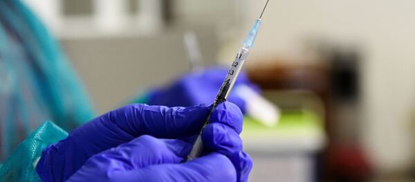 Una jeringa (imagen referencial) - Sputnik Mundo