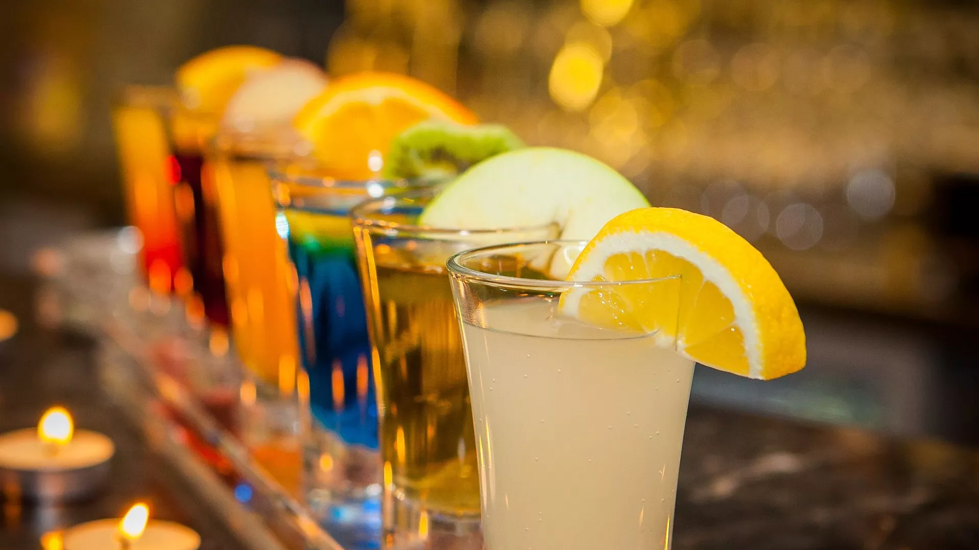 Unos 'shots' de alcohol (imagen referencial)