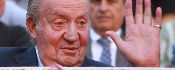 El rey emérito Juan Carlos I en una imagen de 2016, durante una corrida de toros de Madrid - Sputnik Mundo