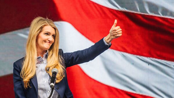 Kelly Loeffler, senadora republicana  - Sputnik Mundo