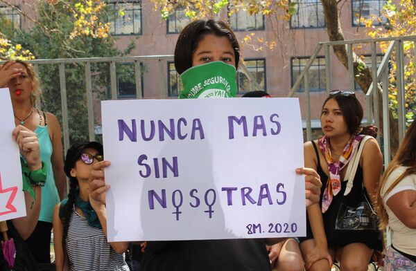 Marcha del 8 M en Chile - Sputnik Mundo