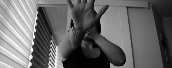 ¿Qué pasa después de una denuncia por violencia doméstica? - Sputnik Mundo