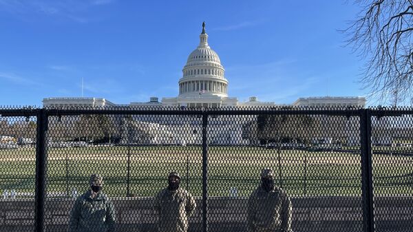 La Guardia Nacional de EEUU frente al Capitolio - Sputnik Mundo