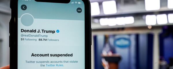 La cuenta de Donald Trump en Twitter - Sputnik Mundo