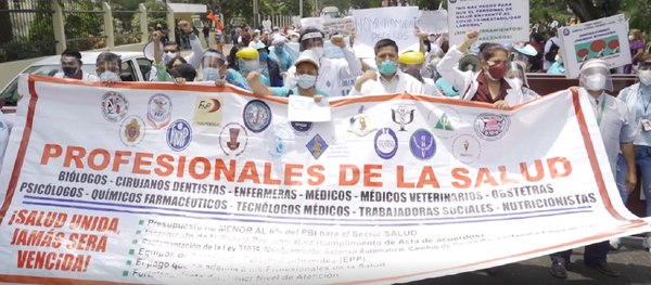 Los médicos peruanos convocan una huelga nacional en medio de la segunda ola del COVID-19 - Sputnik Mundo