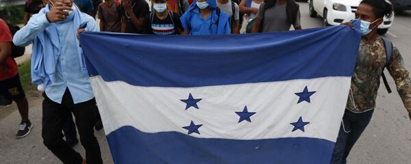 Caravana de migrantes hondureños  - Sputnik Mundo
