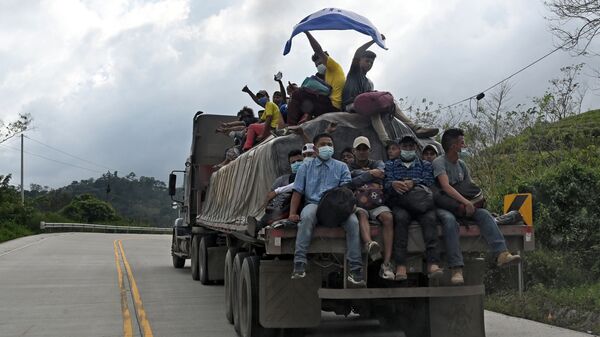 Caravana de migrantes - Sputnik Mundo