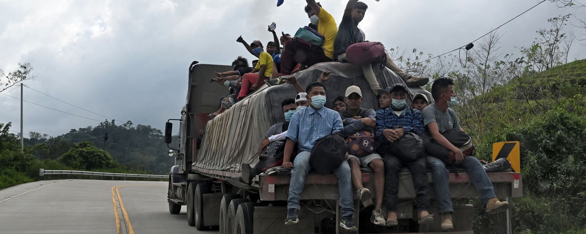 Caravana de migrantes - Sputnik Mundo, 1920, 18.11.2021