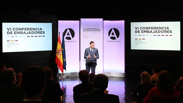 Pedro Sánchez en la Conferencia de Embajadores - Sputnik Mundo