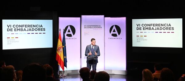 Pedro Sánchez en la Conferencia de Embajadores - Sputnik Mundo