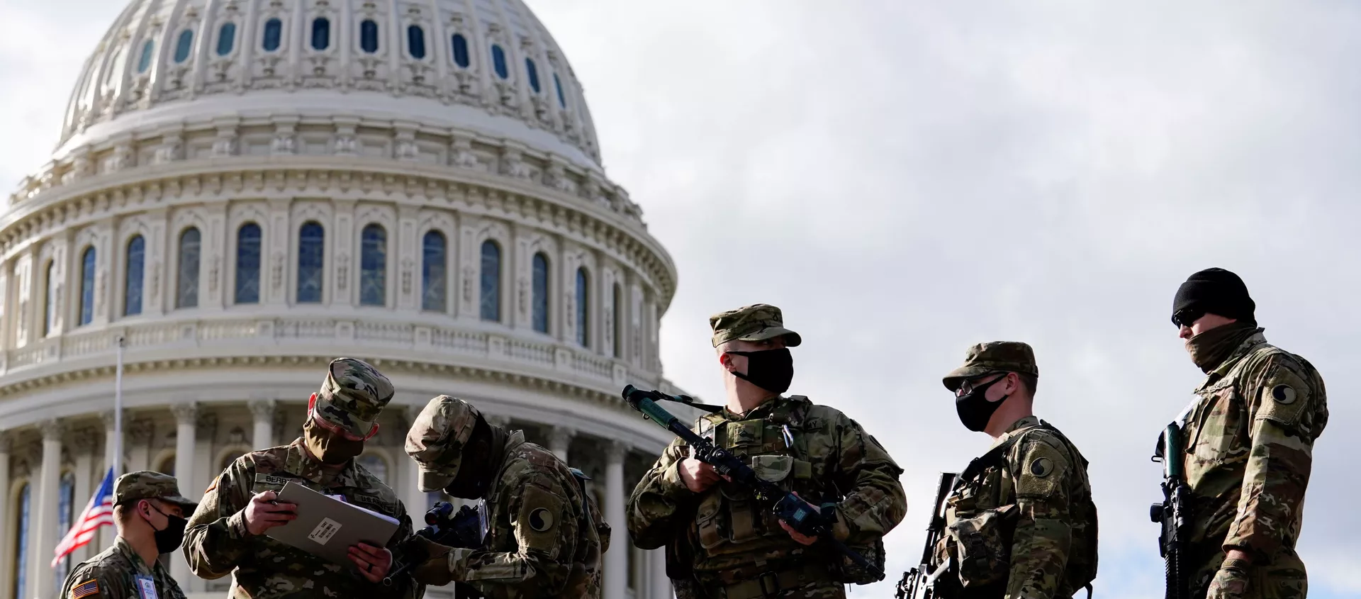 Militares cerca del Capitolio de EEUU - Sputnik Mundo, 1920, 28.01.2021