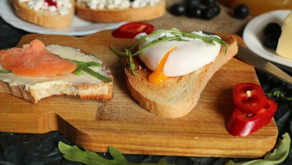 Los huevos Benedict - Sputnik Mundo