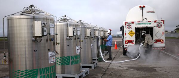 Camión con el oxígeno (Archivo) - Sputnik Mundo