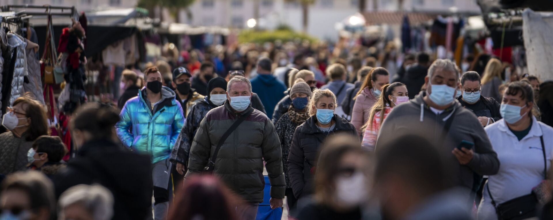 Gente con mascarillas (archivo) - Sputnik Mundo, 1920, 25.01.2021